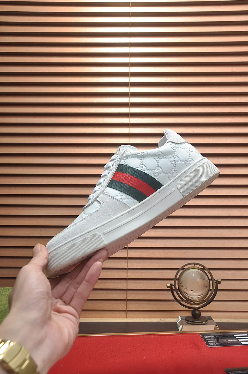 Men's men's shoes💰440💶[GUCCI] official website 1:1 men's sports shoes are now on the market. They are made of original fabric + water-dyed sheepskin lining, plus the official website original 1:1 comfortable outsole. Fashionable and versatile, super comfortable and breathable. Standard shoe size 38/45 (custom-made size 45 is non-refundable)